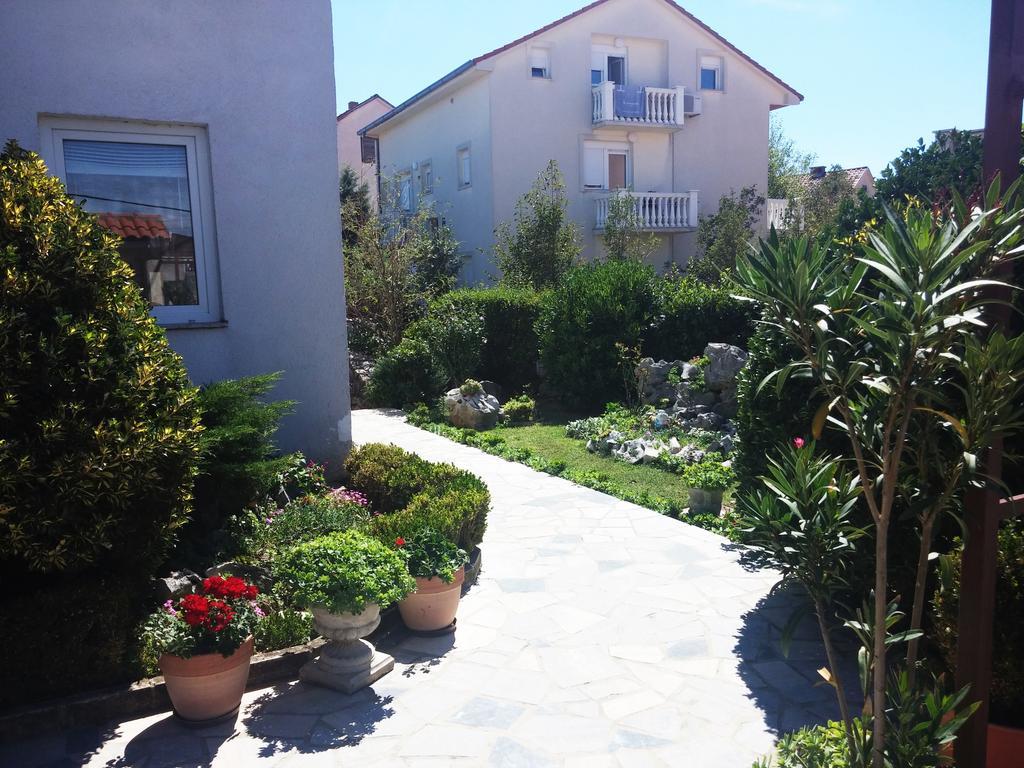 Apartment Knezevic 2 Jadranovo Εξωτερικό φωτογραφία