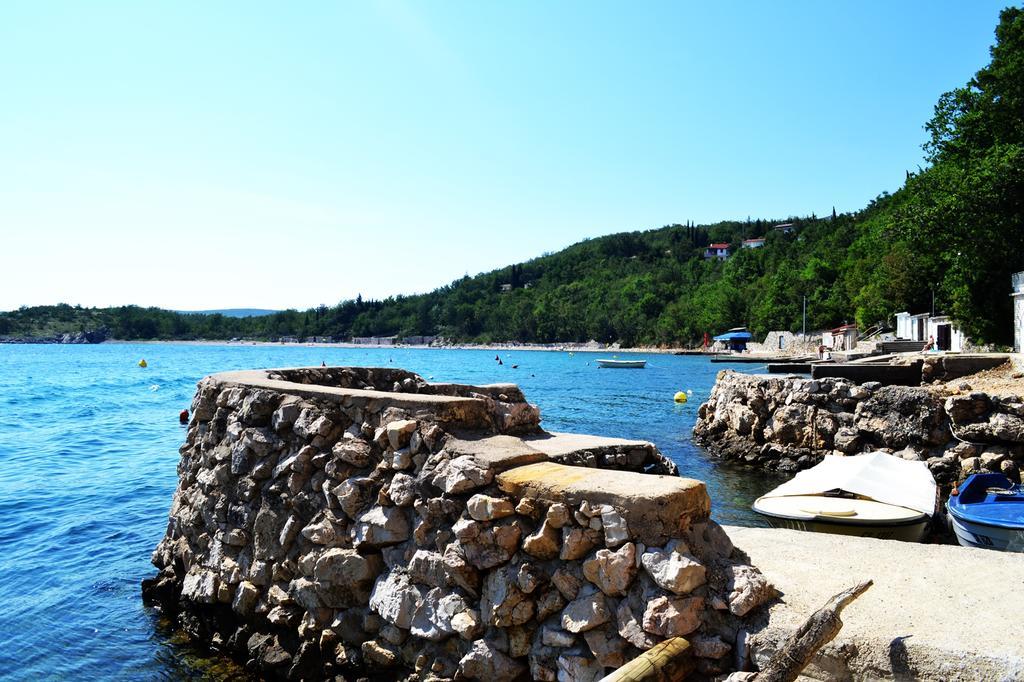 Apartment Knezevic 2 Jadranovo Εξωτερικό φωτογραφία