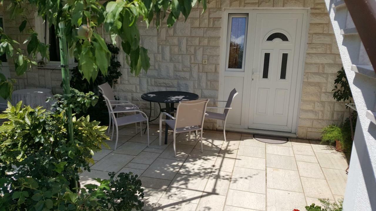 Apartment Knezevic 2 Jadranovo Εξωτερικό φωτογραφία